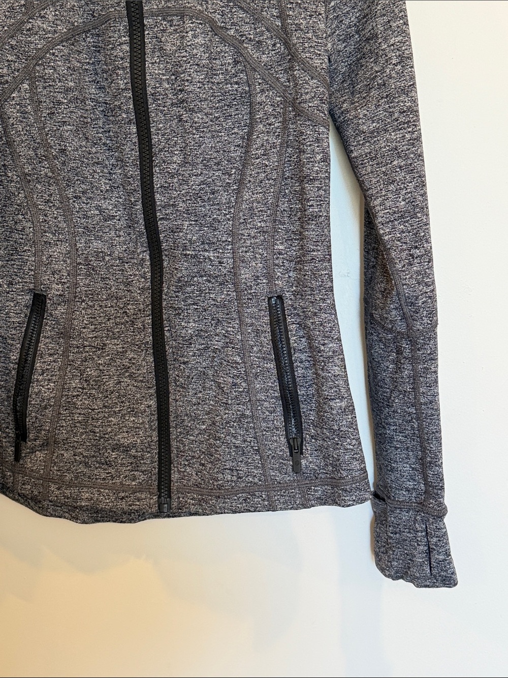 lululemon athletica Heather Gray Full-Zip Sculpting Jacket - Picture 5 of 11